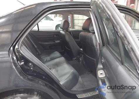 2004 Lexus Is 300 z USA, uszkodzony, nr VIN JTHBD192540089334